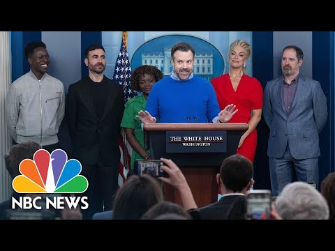 'Ted Lasso' cast discusses mental health at White House briefing.