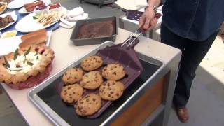 CooksEssentials Ceramic Coated Oversized Nonstick BBQ Spatula with David Venable