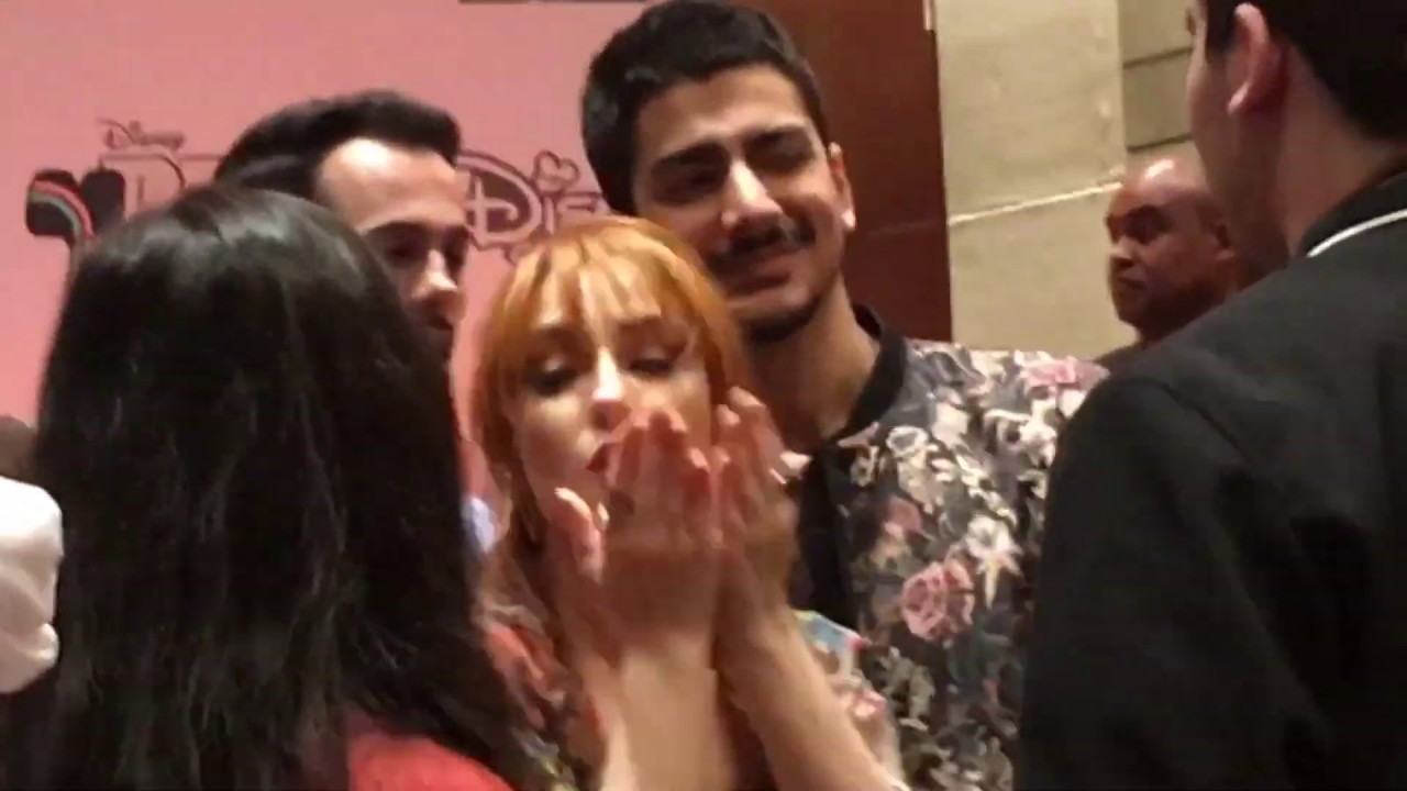 Disney Bia Elenco Entrevistas y Fotos