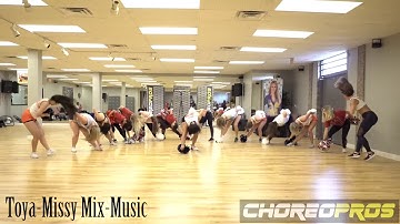 ChoreoPros19 Dallas Pro Workshop! Choreo Pro Toya "Missy Mix" Pom Routine!