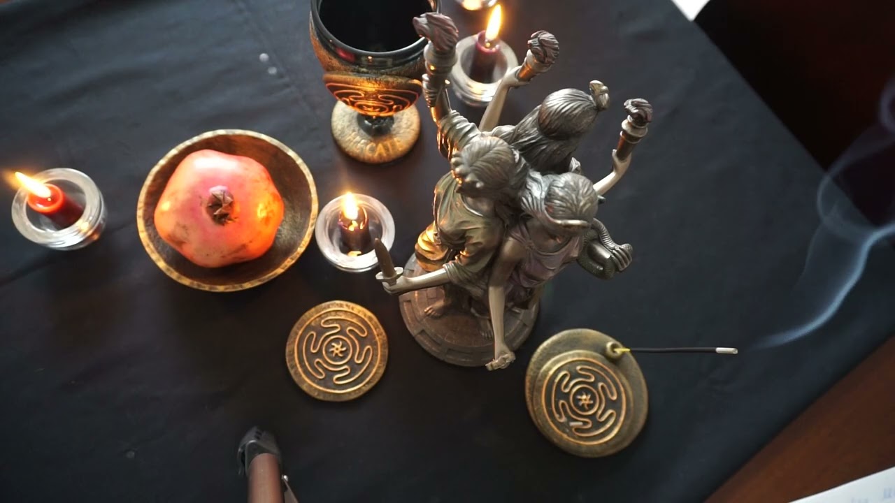 Тароонлайн. Славление Гекате!