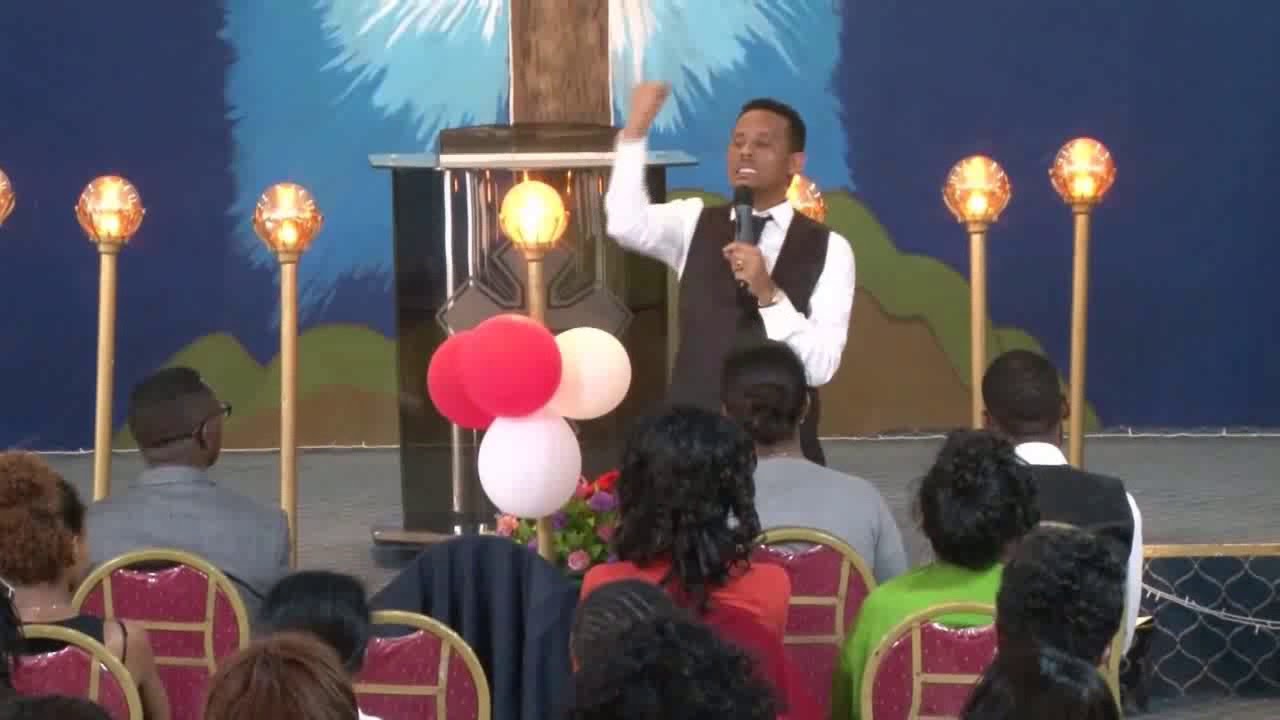 Amazing Preaching አስገራሚ ስብከት ስለ ኢየሱስ ክርስቶስ በሐዋርያው ዶ.ር ሀብታሙ ወ/የስ(Amazing preaching About ...