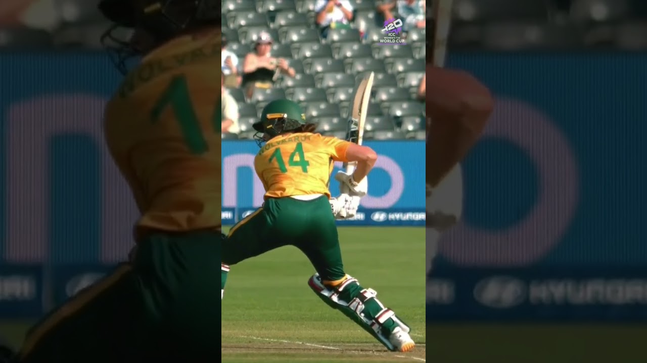 Vintage Laura Wolvaardt with a classy boundary 🤩 #T20WorldCup