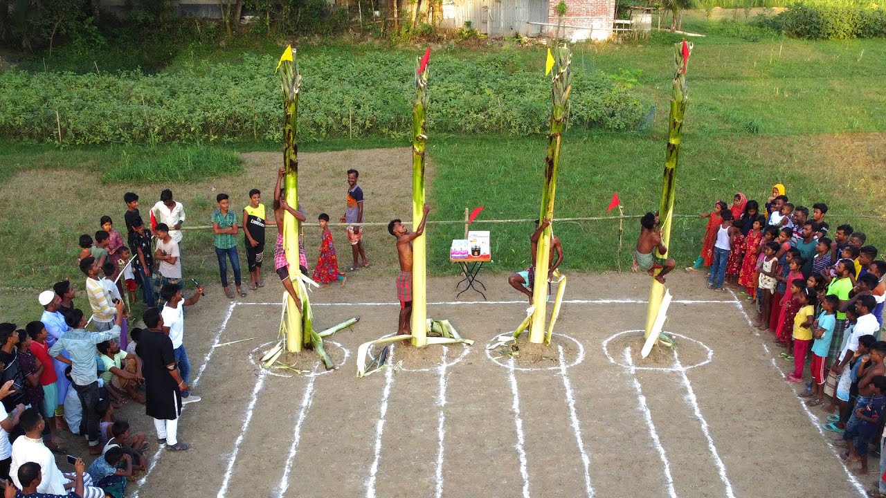 তৈলাক্ত কলাগাছে ওঠার কঠিন চ্যালেঞ্জ। ঈদ আয়োজনে চমক দেখিয়ে চারজনের মধ্য কে পুরষ্কার জিতলো ?