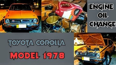 Toyota Corolla 1978 Model Engine oil Change by (AL-Qadir Lube Xpress) (Quality Is Our Core Value)