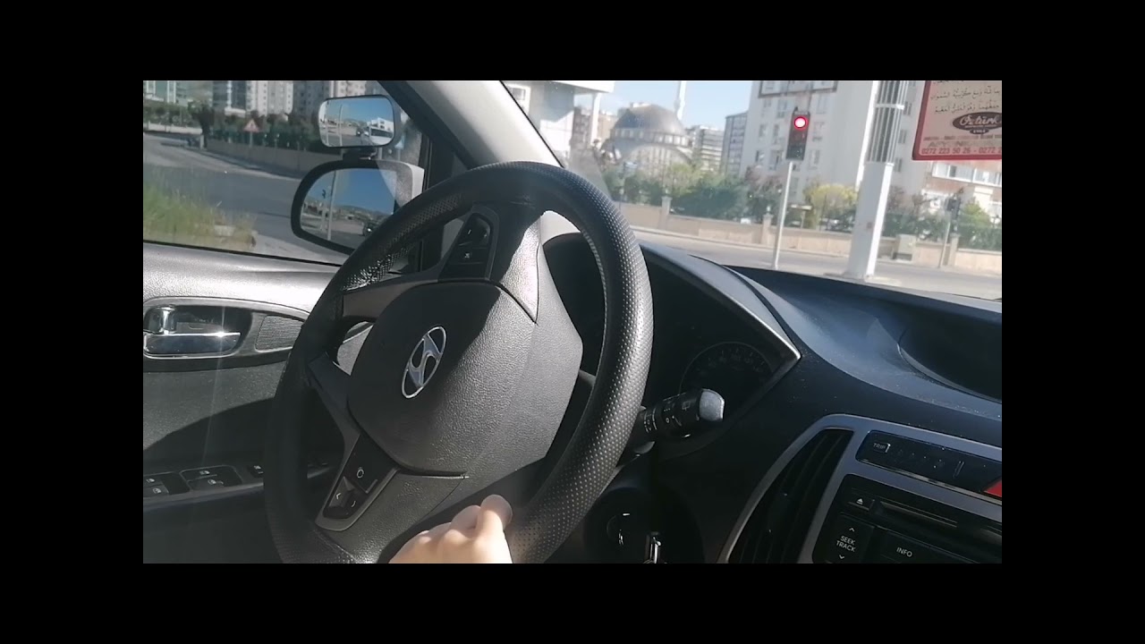 Kavşak dönüşlerinde direksiyon nasıl cevrilir