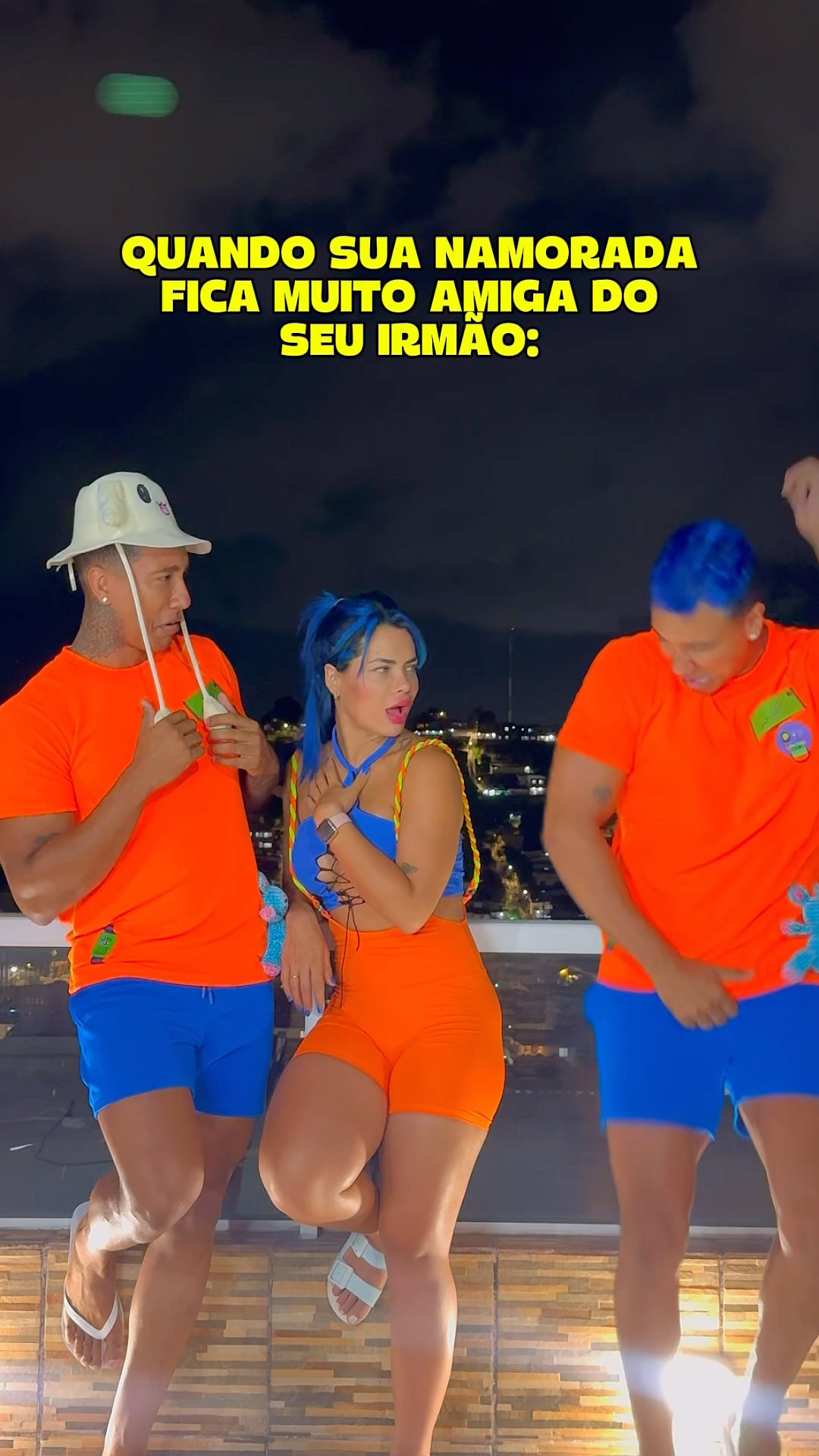 Quem tem irmão fura olho?​⁠@mayca.brasil #humor #funnymemes #meme #short #shorts