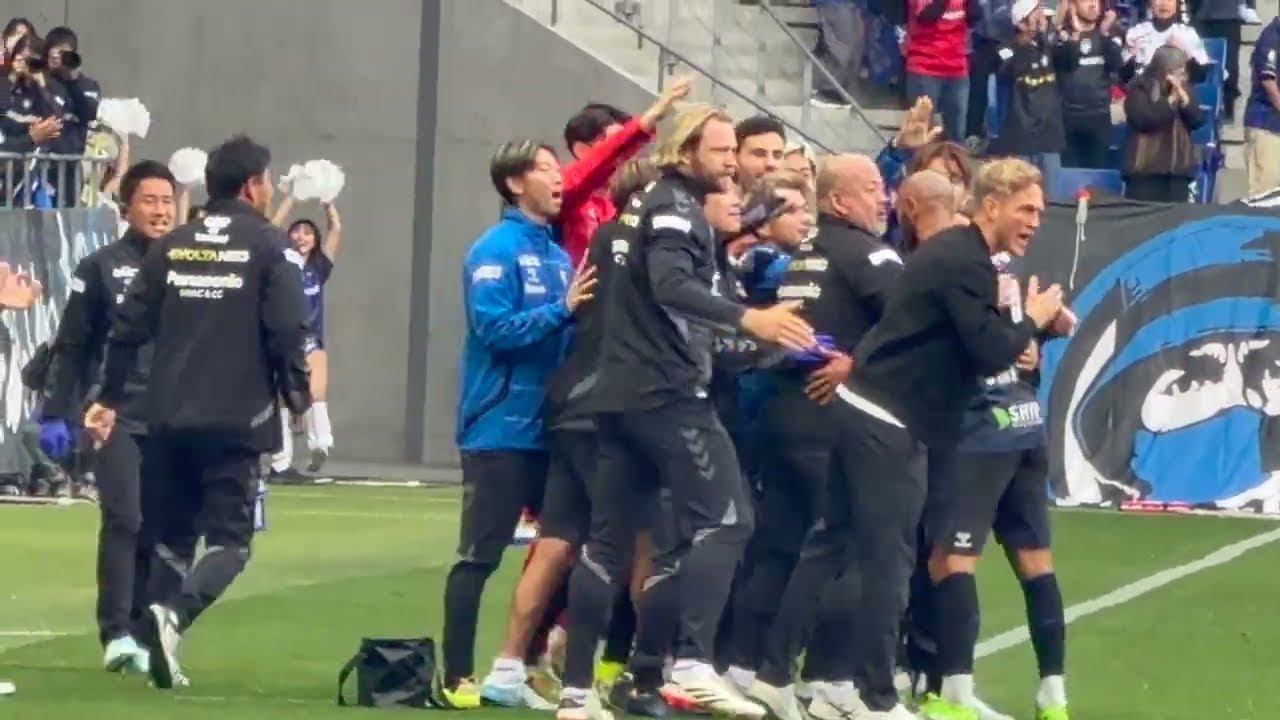 【カテ6から観た】OFRでゴールが取り消しになってしまった前後のホームチームベンチ／2026.2.15 ガンバ大阪 vs 名古屋グランパス（パナスタ）