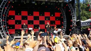 G-Eazy - Tumblr Girls Live Ft. Christoph Andersson