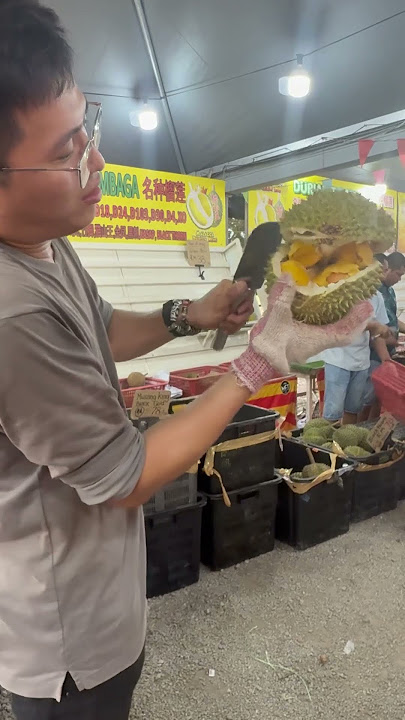 Unboxing fresh Durian MusangKing AA #malaccadurianheng #durianrider #viral #musangking #food