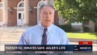 VIDEO  Moment Inmates Break Out of Cell to Save Guard Who Suffered Heart Attack 1