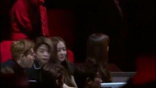 151202 f(x) Kryber whispering (Mnet Asian Music Awards MAMA)