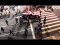 Pms atiram contra manifestantes que pedem no  violncia