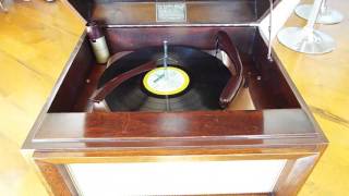 VM record player, fully restored, 3 speed automatic,  playing 33.3 RPM records