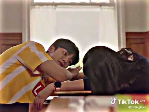 تيك توك علي اغنية تبدأ حكايتي لما كنت بشوف عناكي