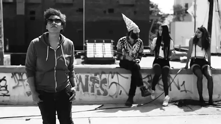 Kim Tillman & Silent Films - Evelyn (Official Video)