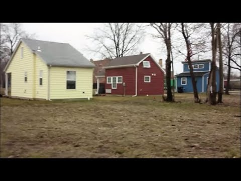 Tiny Houses Being Built In Detroit Hood Youtube