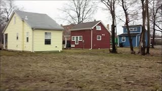 TINY HOUSES BEING BUILT IN DETROIT HOOD