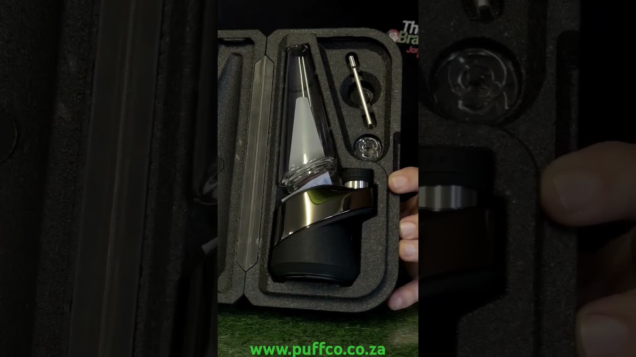 Unbox the Puffco Peak! 🚀 Smart rig, 4 heat settings, 20-sec heat-up. Get yours at puffco.co.za! 🌿