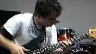 Bass Solo - Jam In E chords