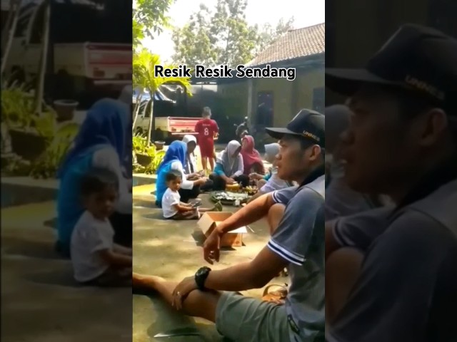 Gugur Gunung Resik Resik Sendang dikampung #shorts #shortsvideo #suasanapedesaan #lagujawa class=