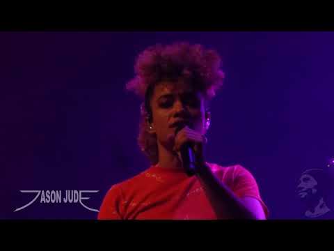 Starley - Fast Car Live 2017 HD