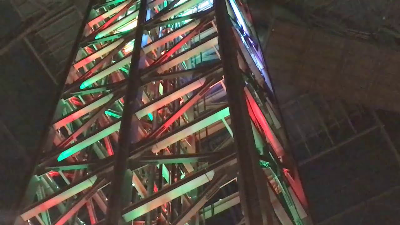 Roadide America America's Tallest Free Standing Elevators at SkyHigh