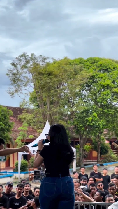 SYAHIBA SAUFA - Pantun Janda