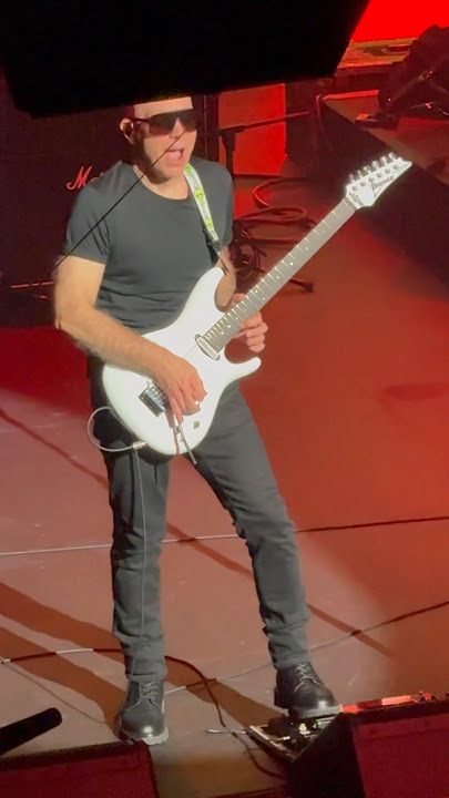 Joe Satriani plays THAT riff from Summer Song - G3 2024 Live from the Moore Theatre in Seattle