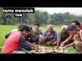 MASAKIN TAMU SATU KAMPUNG YANG LAPAR AKIBAT MENGAIRI SAWAH DI MUSIM KEMARAU