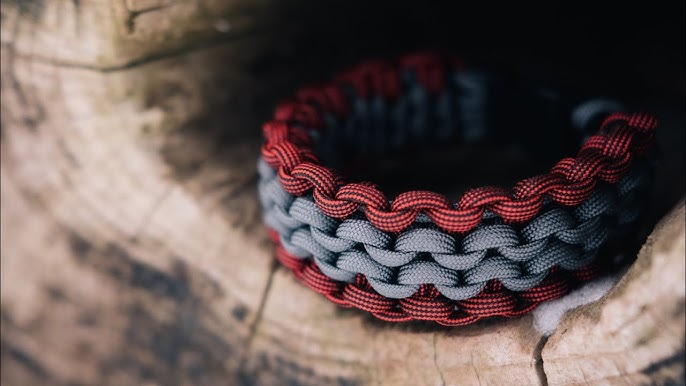How to Make the Louisville Express Paracord Survival Bracelet -  BoredParacord - YouT…