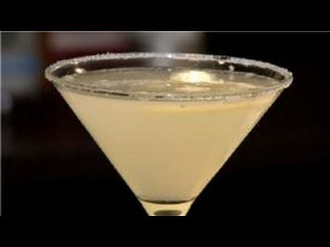 cocktails-&-mixology-:-lemon-drop-drink-made-with-limoncello
