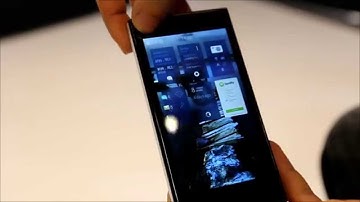 Jolla Phone Running Sailfish OS 2.0 at MWC 2015