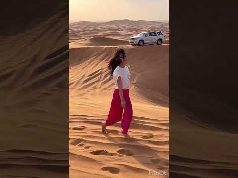 Desert Dunes Walk                                                 #dubai #desertsafari #dunebashing