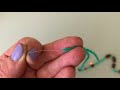 Comment enfiler des paillettes lches sur du fil pour tricoter ou crocheter
