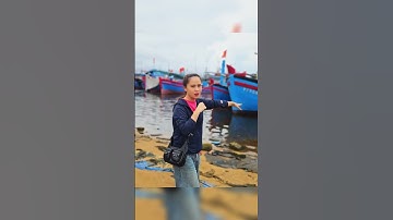 Độc lạ nghề đi biển kiếm cả triệu mỗi ngày #vlogcuocsong #thaotram #cuocsong #khampha #viral