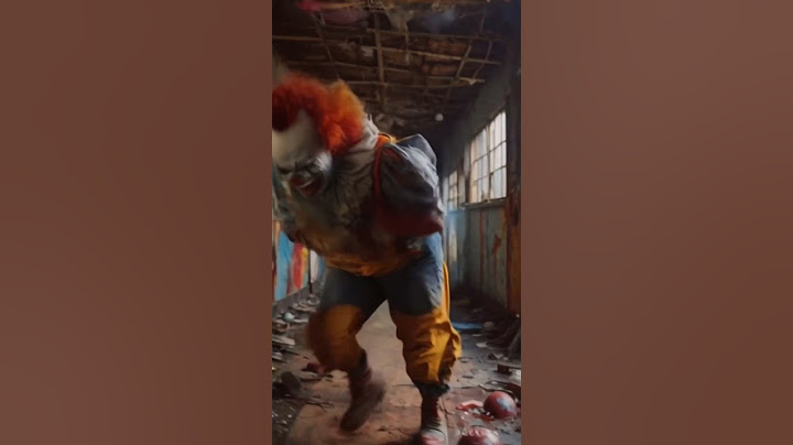 A clown is transforming into a Hulk #viralshort #weirdness #youtubeshorts #crowdfire #gregarious