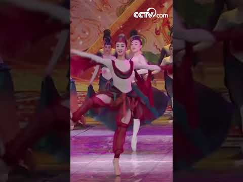 الرقص في حفلة عيد الربيع لعام 2019 CCTV Arabic 