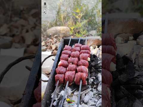طريقة مختصرة وسريعة في شواء اللحم على الفحم
