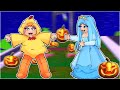 Opposite Twins Choose Each Other’s HALLOWEEN COSTUMES In Royale High