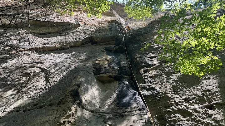 Trad Climbing "No Return" 5.9+ | Red River Gorge, KY