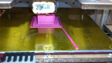 Thing-o-Matic Test cube 20mm print