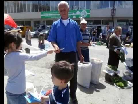 ეთნიკურ უმცირესობებს საარჩევნო ბუკლეტები დაურიგდა