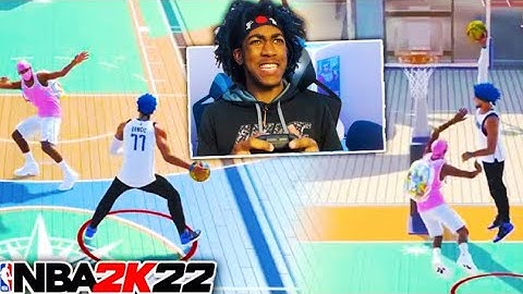 MY 95 OVERALL 2 WAY FINISHER IS OVERPOWERED! BACK TO BACK CONTACT DUNKS! BEST SLASHER BUILD NBA 2K22