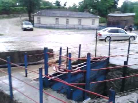 წყალდიდობა გაჭედილის ცენტრში