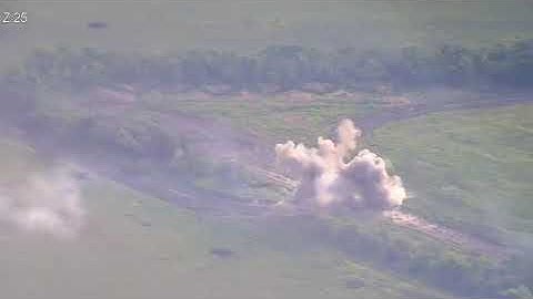 🔴😱 Leopard 2A6 destroys the T-80BVM tank with a single shot TANK WARS