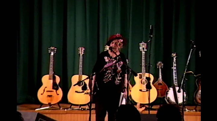 Janet Hoyt at the Red Door Coffeehouse 1