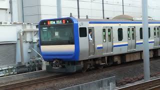 E235系1000番台クラF-17編成+クラJ-14編成・285系横浜駅進入=到着