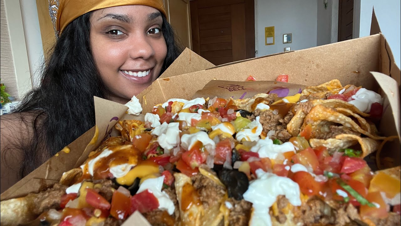 Taco Bell XXL Nachos, Oreos & Cereal 😈 YouTube