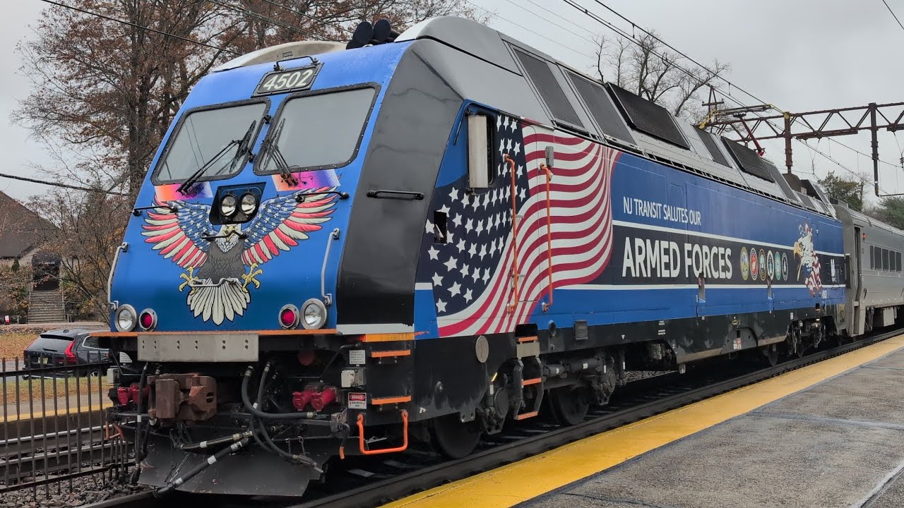 Railfanning NJ Transit at Short Hills 11-26-25: 4502 Armed Forces